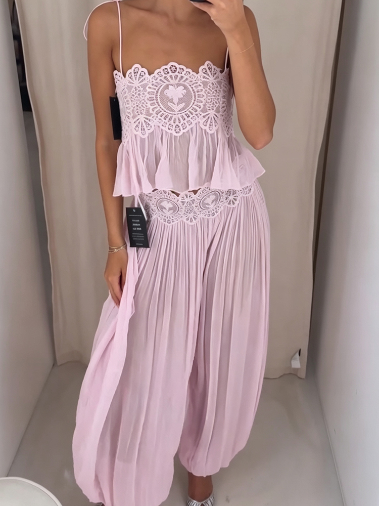 Strapless Bra Backless - ชุดเซ็ตฤดูร้อนสำหรับผู้หญิง ลายลูกไม้ฉลุลาย สายเดี่ยวรัดหลัง ท็อปครอป พร้อมกางเกงพลีททรงโคม รุ่น