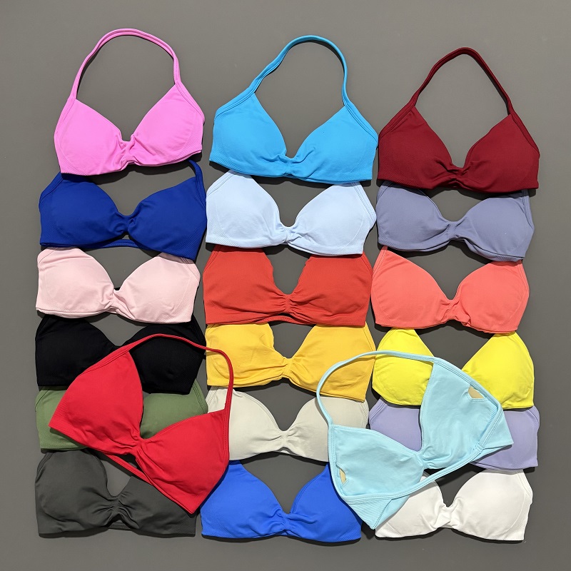 เสื้อชั้นในแบบสปอร์ตสำหรับเล่น - Sports Bra High Impact บทวิจารณ์และราคา