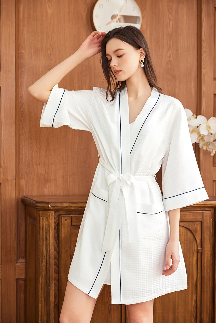 วาฟเฟิลแจ็คการ์ดผ้าไหมหม่อน 10 - Robe Silk Women บทวิจารณ์และราคา