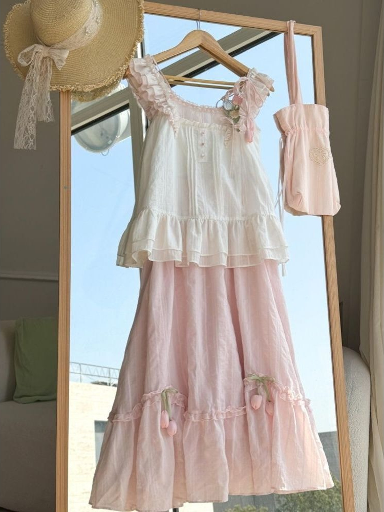 ชุดเซ็ตสองชิ้นตกแต่งระบายสไตล์ - Cami Top Lace บทวิจารณ์และราคา