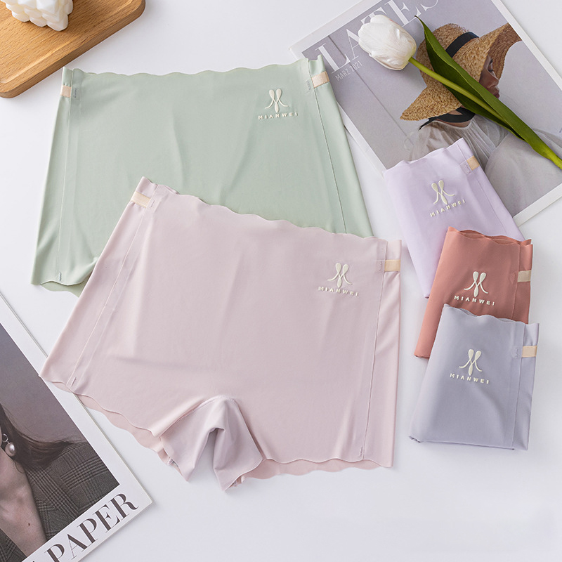 กางเกงขาสั้นไร้รอยต่อผ้าไหมน้ำ - Boyshort Underwear บทวิจารณ์และราคา